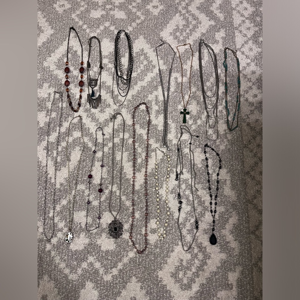 42 Bundle Vintage Necklace Jewelry Long Short Free People Urban Outfitters Vtg.